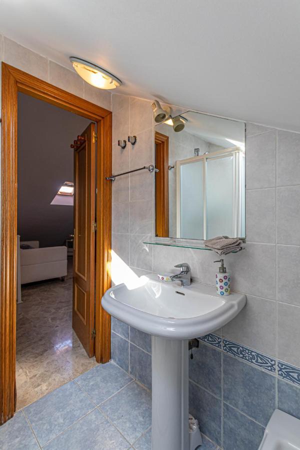 Apartment 797 Rentals- Duplex 7 En La Carihuela A 1 Min De La Playa *